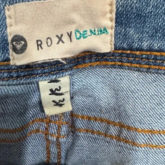 Roxy denim jean shorts size 31, embroidered Aztec,‎ stretch, beach, boho, - Picture 7 of 8